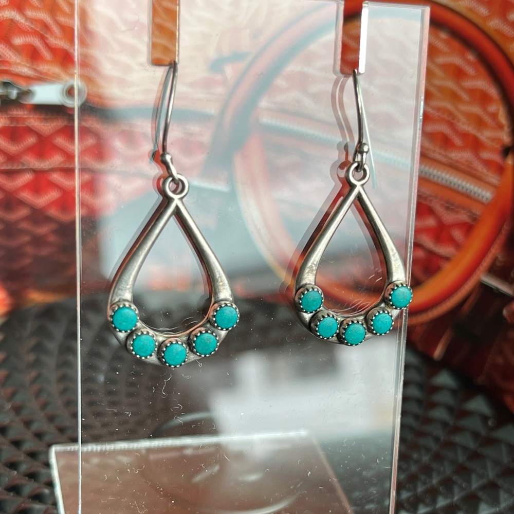 Vintage Native American Sterling Silver & Petit Point Turquoise Dangle Earrings